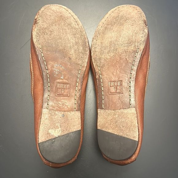 FRYE | CARSON BALLET in Cognac | 7.5 - Picture 11 of 12